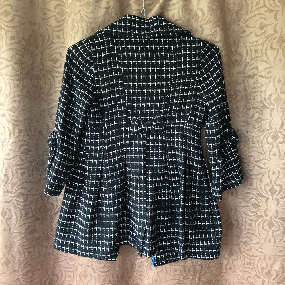 Black&white Bow Peacoat 🖤 - Picture 2 of 6